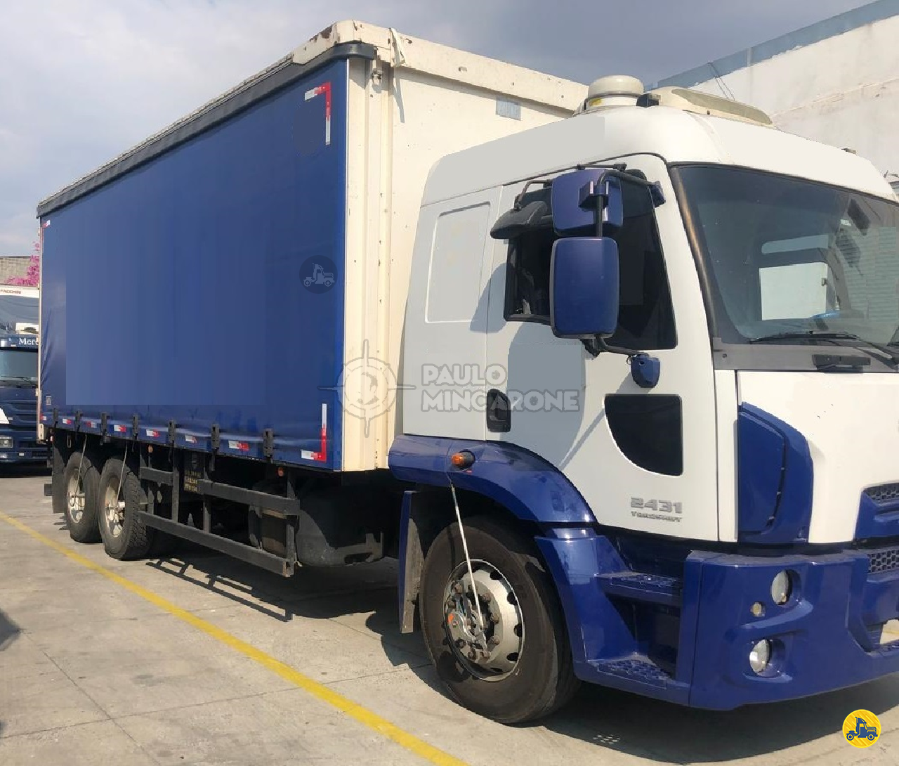 CAMINHAO FORD CARGO 2431 Baú Sider Truck 6x2 Paulo Mincarone Caminhões SAO PAULO SÃO PAULO SP